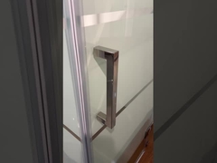 Доступные душевые шкафы с белым стеклом и алюминиевой рамкой